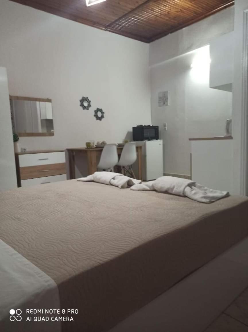 Amadeus Hawaii Apartments & Studios シダリオン 部屋 写真